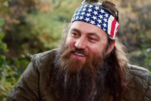 Willie Robertson Net Worth: Bio, Wiki, Age, Height, Education, Career, Family, And More